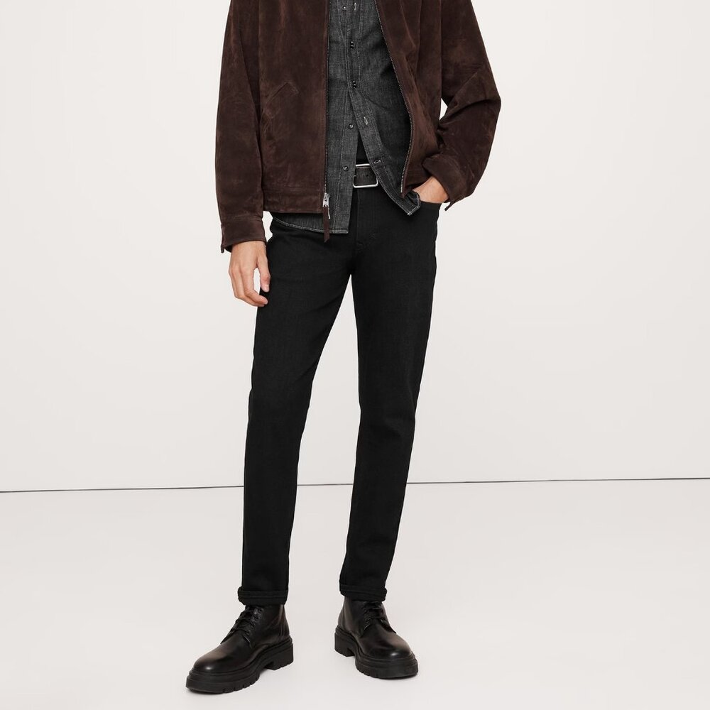 Banana Republic Slim Traveler Jean 2.0 size 31/30 True Black